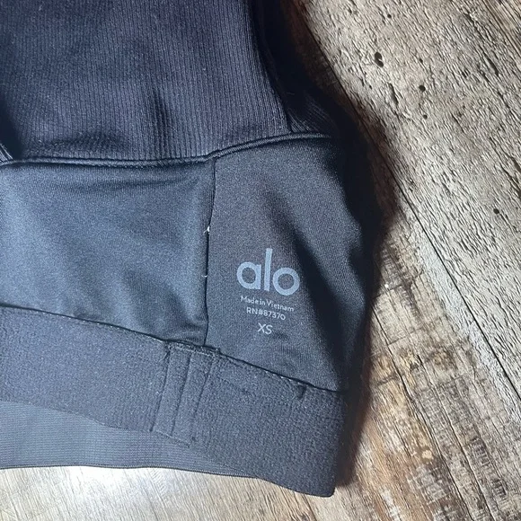 Alo Elevate Rib Tank Top in Black Women’s Size X-Small - Picture 6 of 6